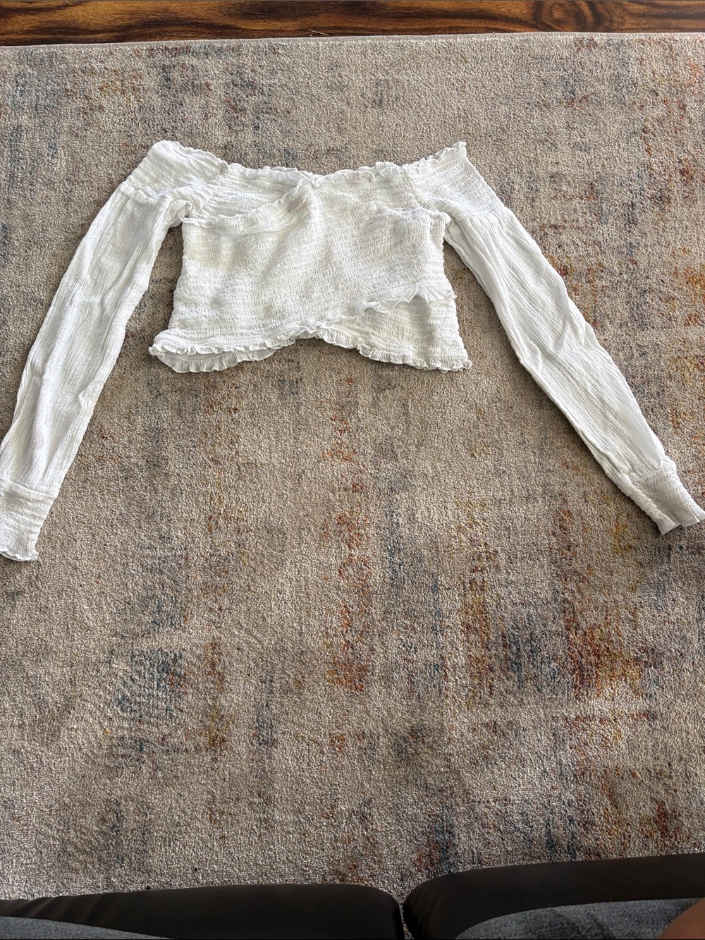 VENUS White Off-Shoulder Smocked Long-Sleeve Crop Top